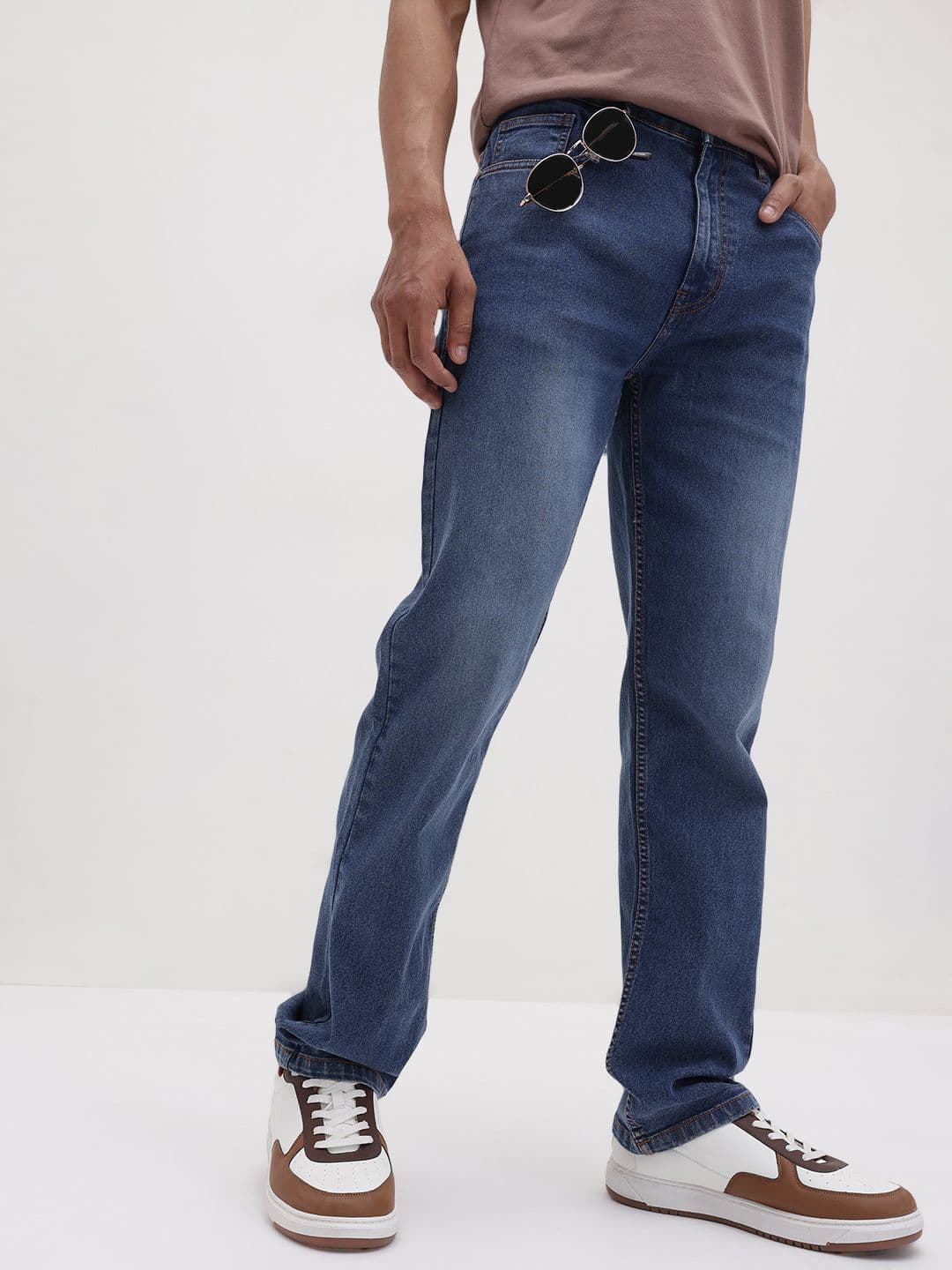 The Roadster Life Co. Men Regular Fit Mid-Rise Light Fade Stretchable Jeans - view 1