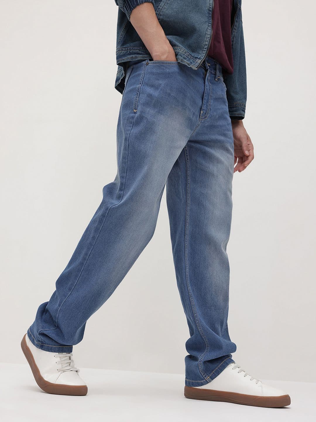 The Roadster Life Co. Men Straight Fit Jeans - view 1