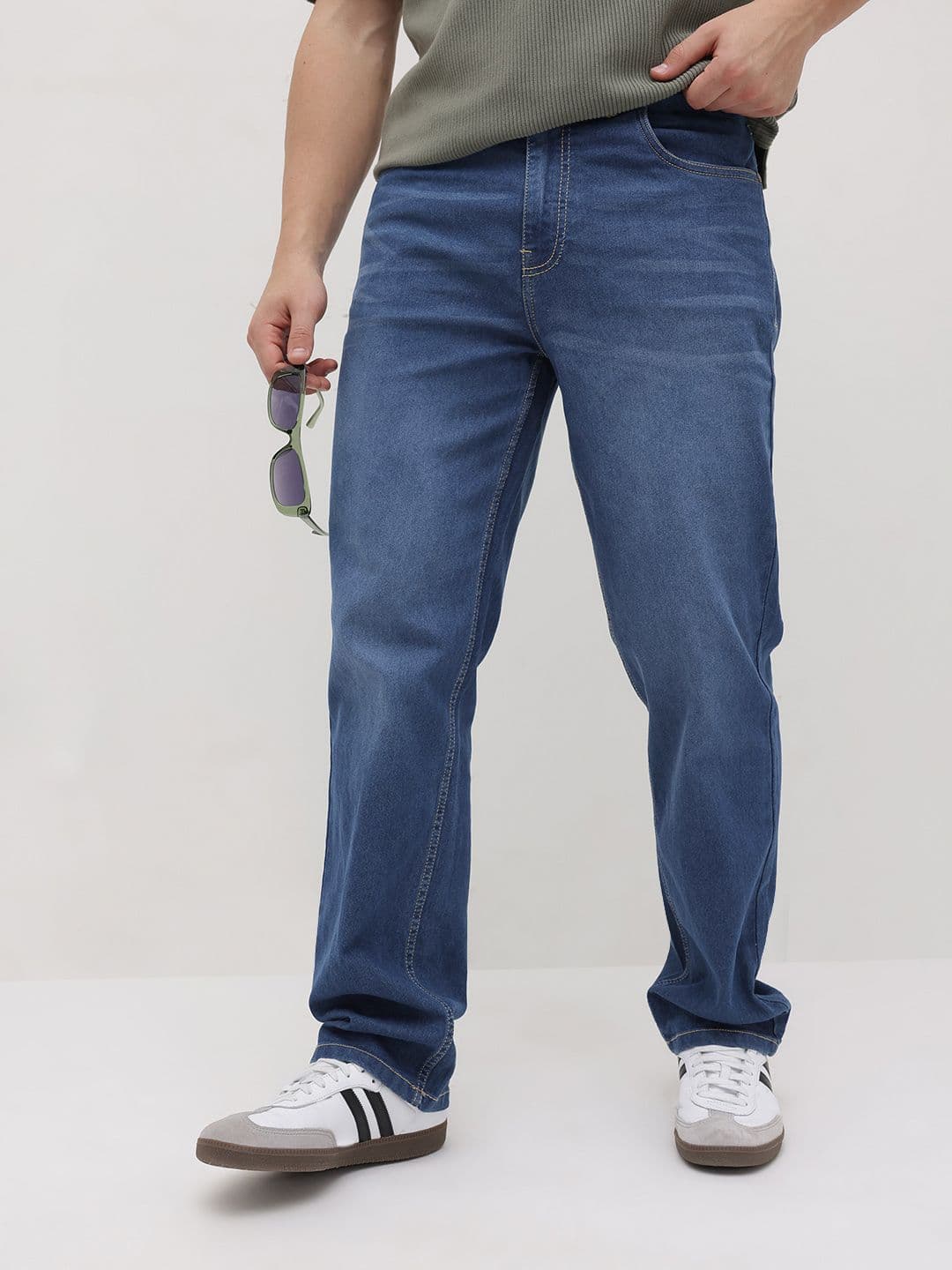 The Roadster Life Co. Men Straight Fit Faded Jeans - view 1