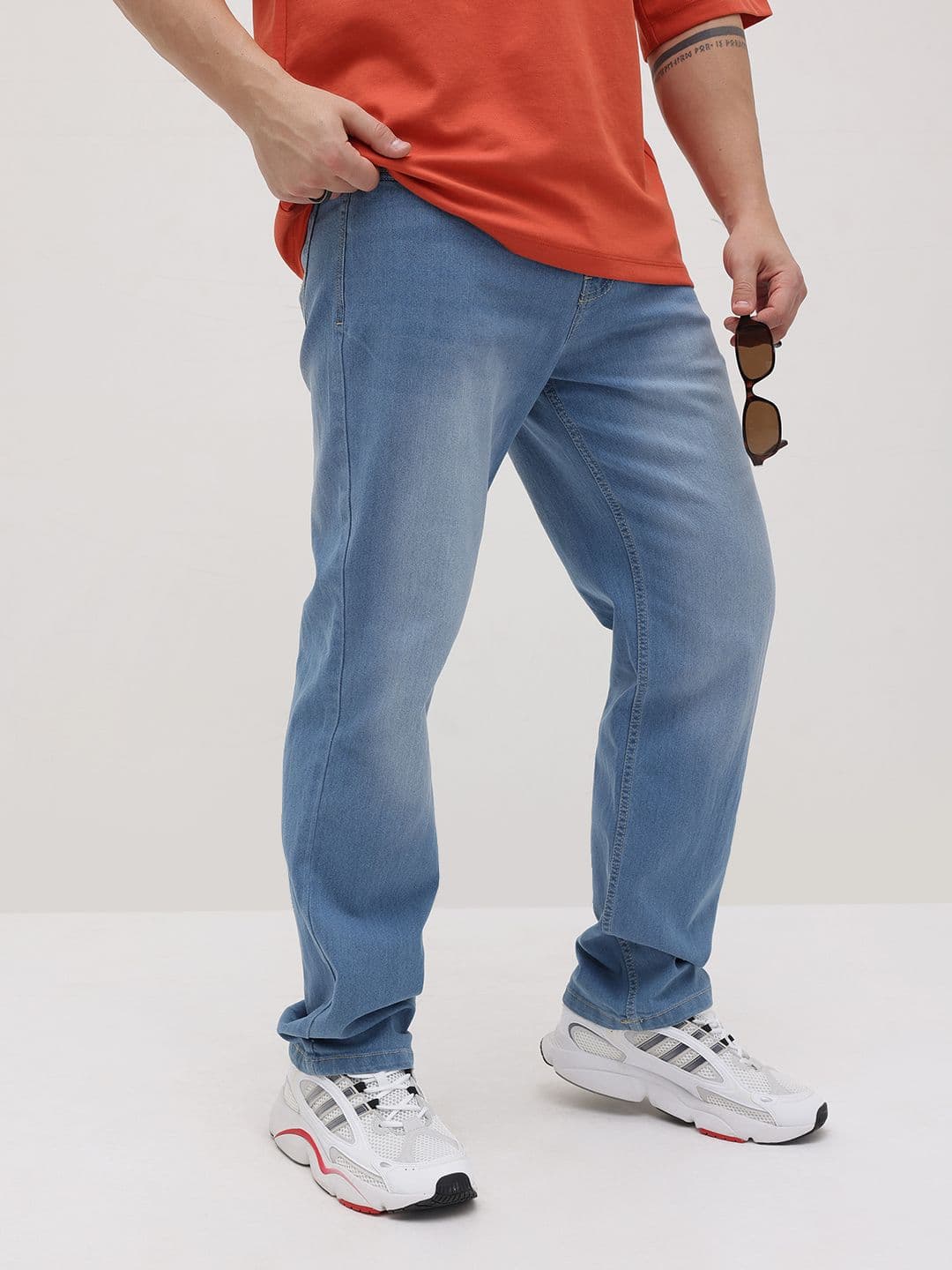 The Roadster Life Co. Men Straight Fit Faded Jeans - view 1
