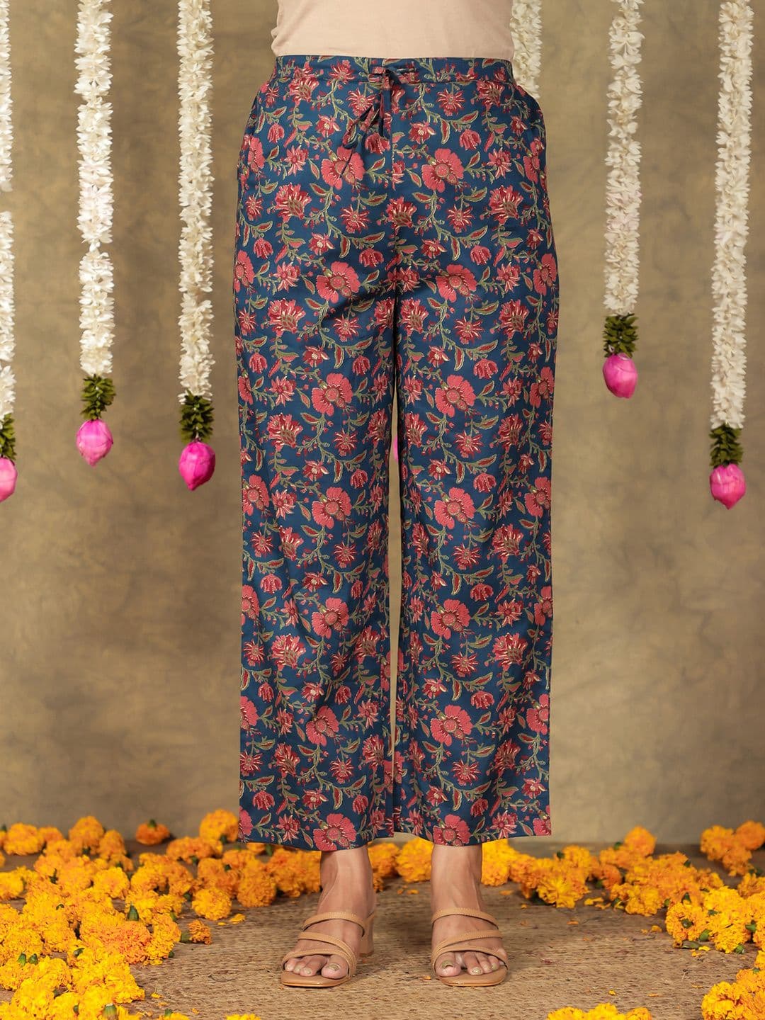 Aramya Women Floral Printed Ethnic Palazzos - view 1