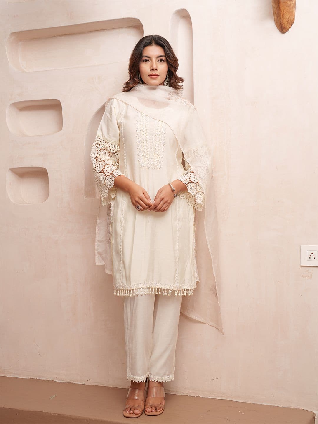 House of Pataudi Self Design Round Kurta & Trouser With Dupatta - view 1