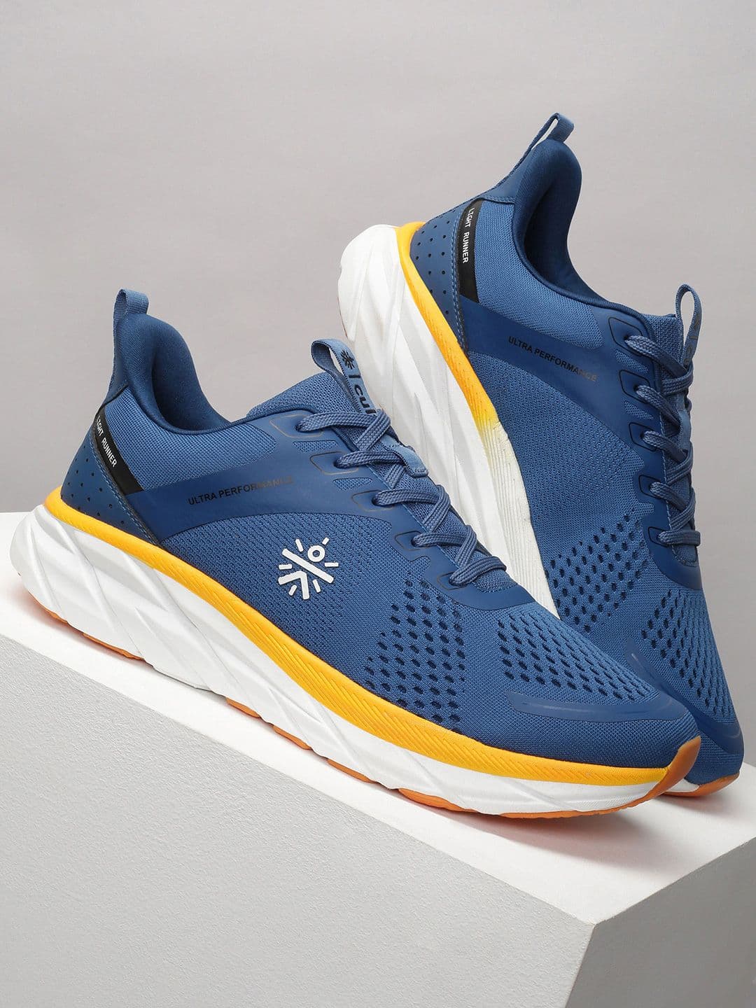 CULT Men Hyperion Running Shoes - view 1
