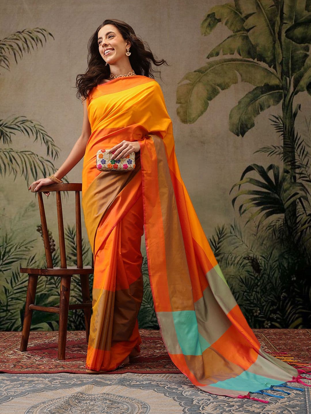 DIVASTRI Banarasi Soft Silk Uppada Pattu Arani Colorblock Saree - view 1