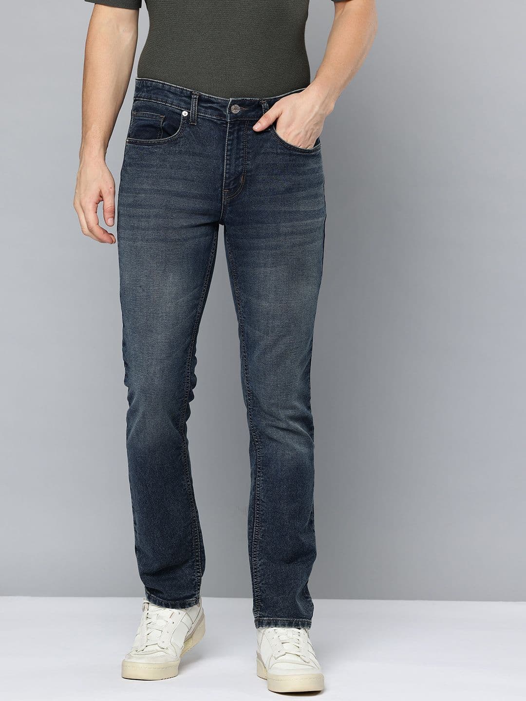 Flying Machine Men Freddie Slim Straight Fit Mid-Rise Light Fade Stretchable Jeans - view 1
