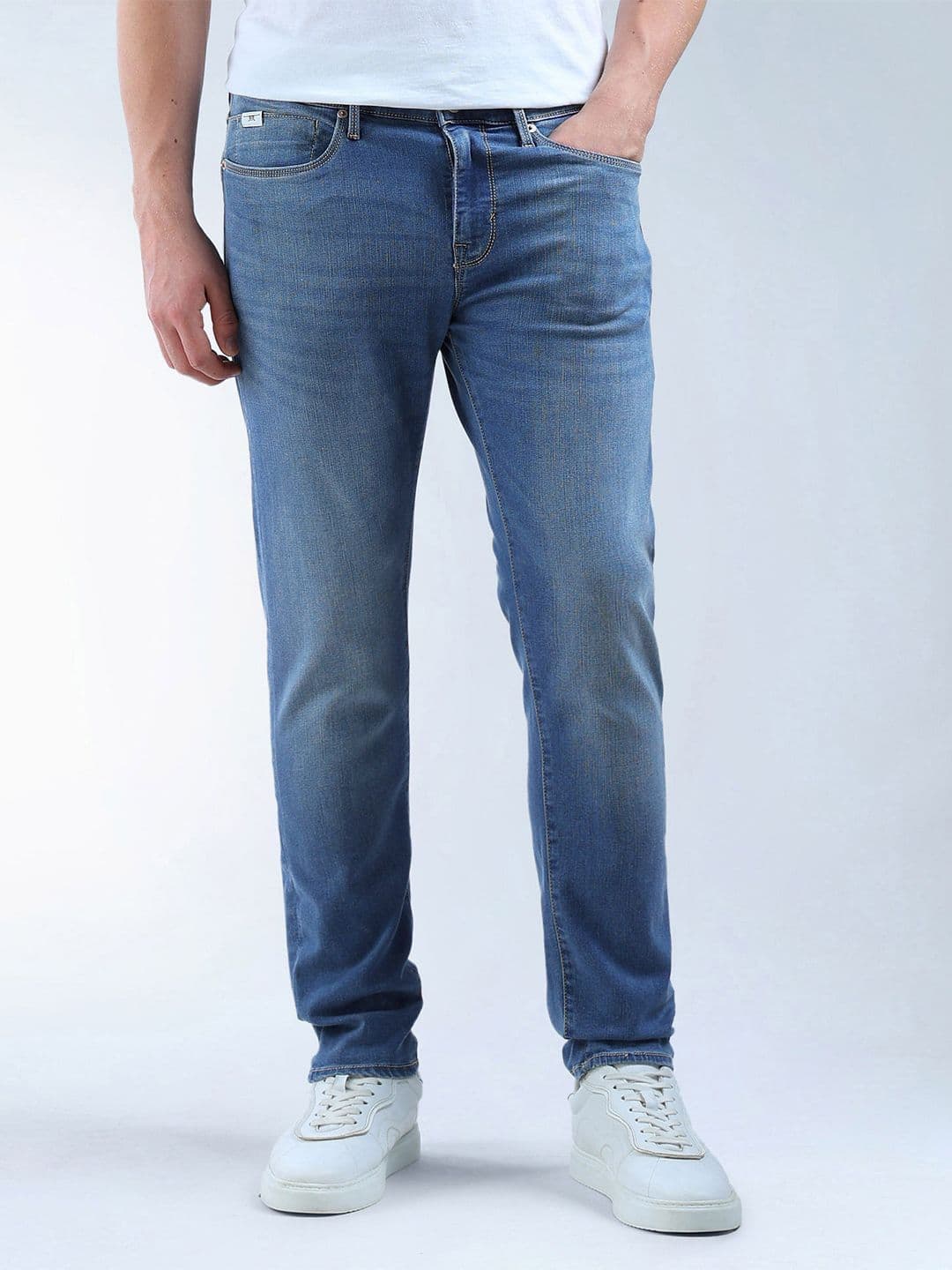 Flying Machine Men Slim Fit Mid-Rise Light Fade Jeans - view 1