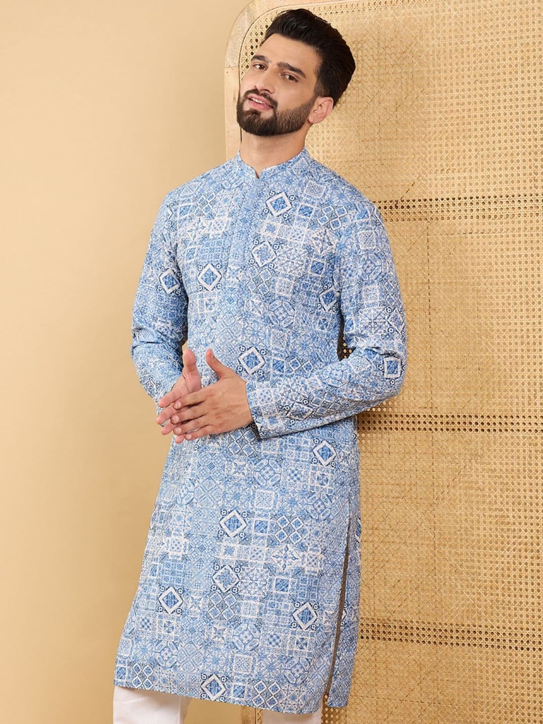 House of Pataudi Mandarin Collar Geometric Embroidered Chikankari Straight Kurta - view 1