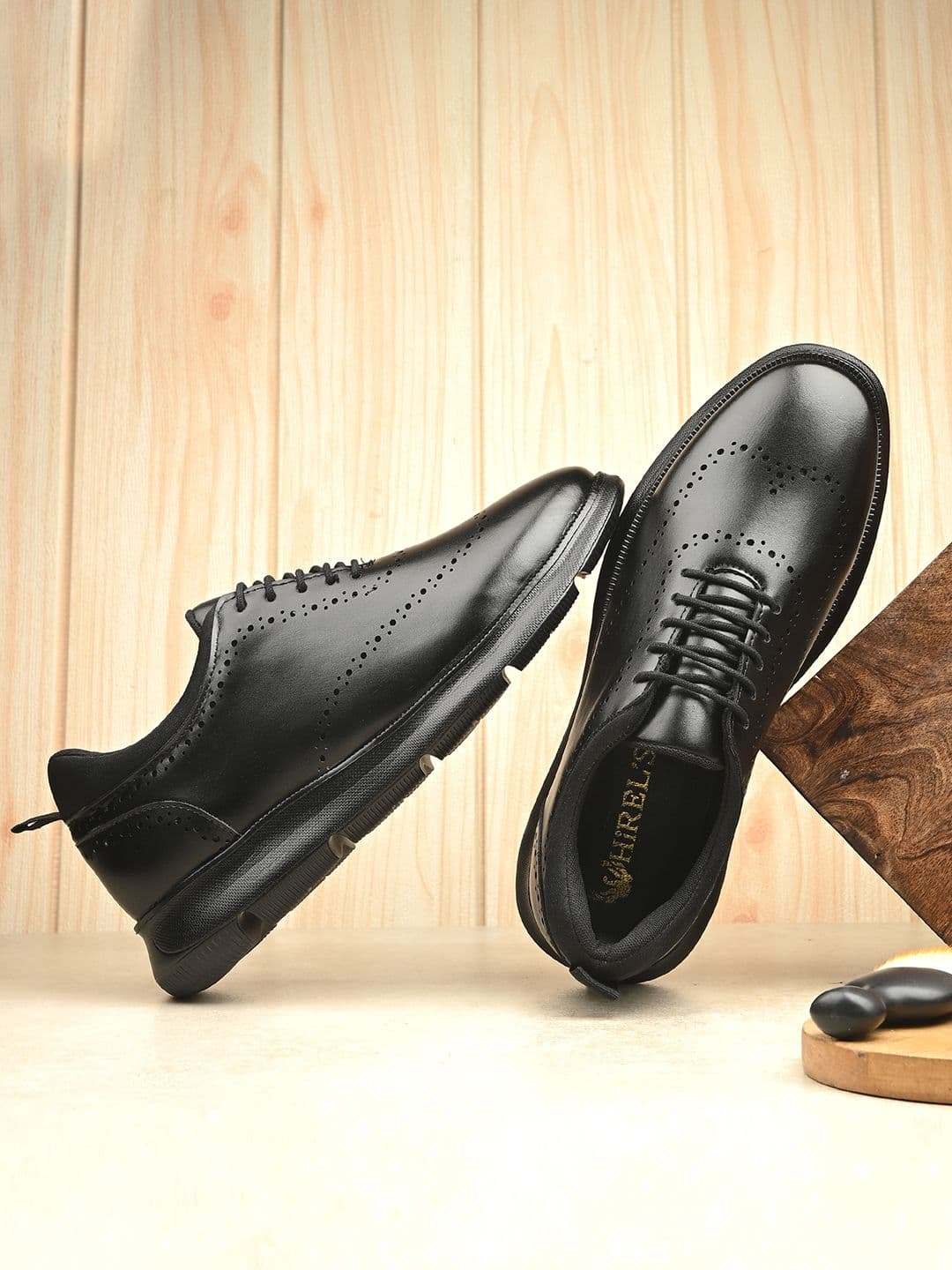 Hirels Men Formal Brogues - view 1