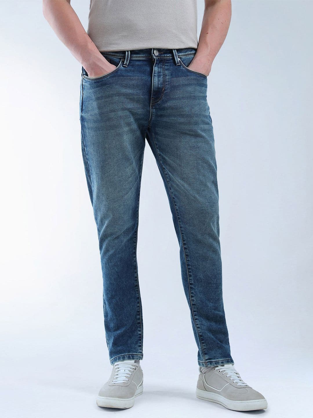 Flying Machine Men Slim Fit Light Fade Jeans
