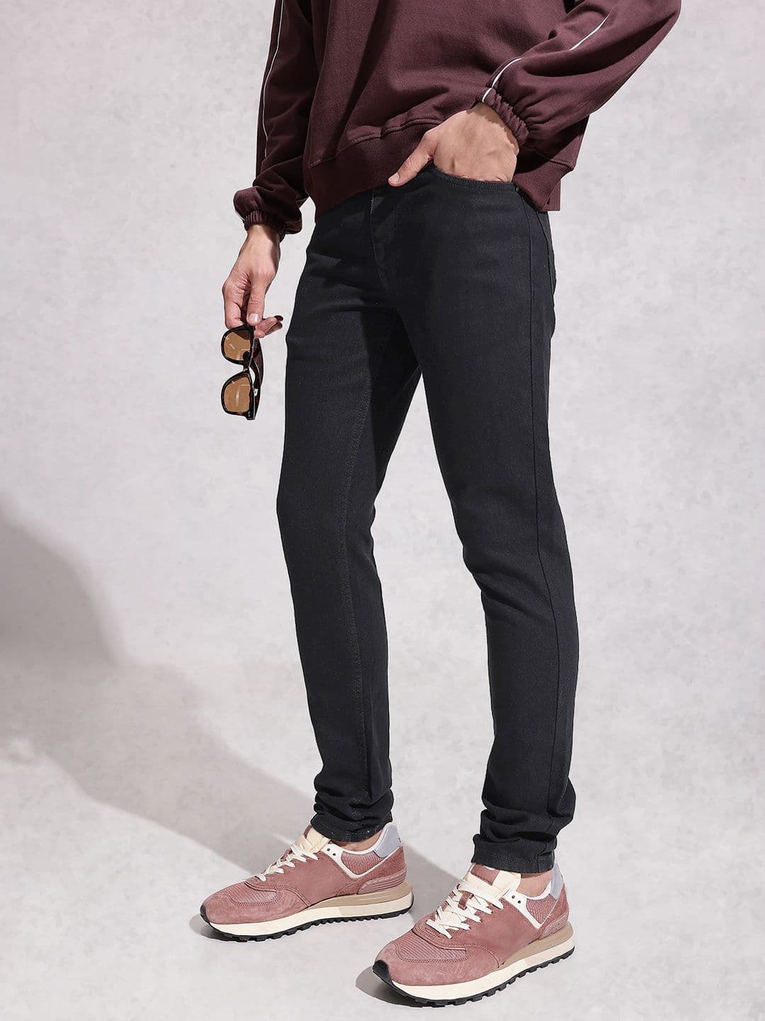 WROGN Men Skinny Fit Stretchable Jeans - view 1