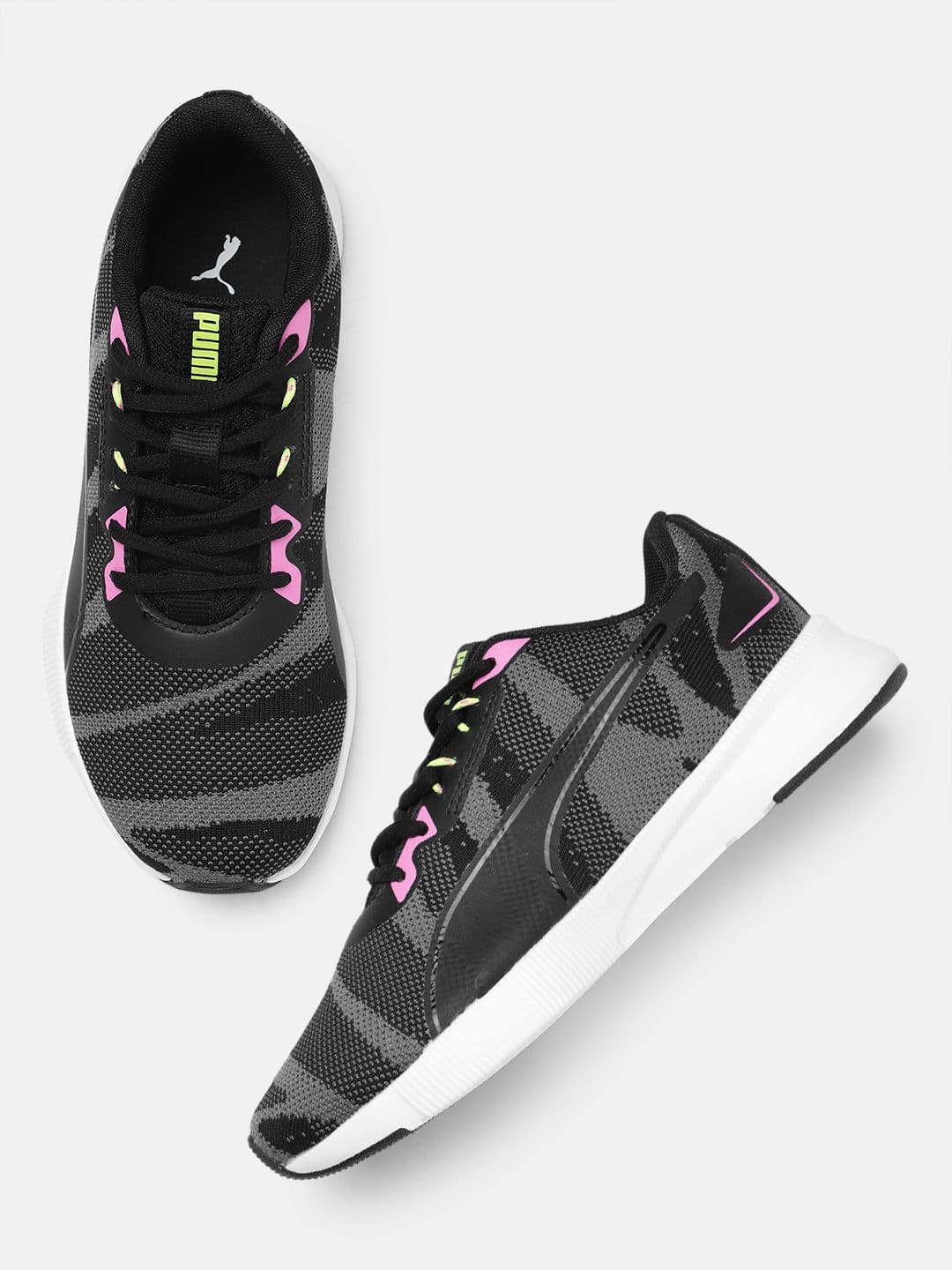 Puma Women Flyer Runner Street Running Shoes - view 1