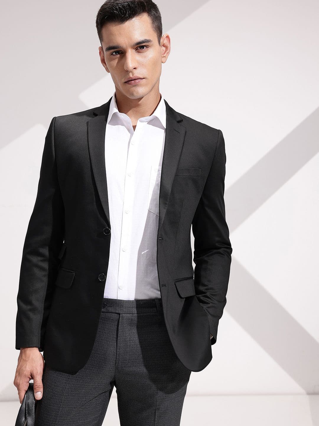 INVICTUS Slim Fit Single Breasted Semi Formal Blazer - view 1