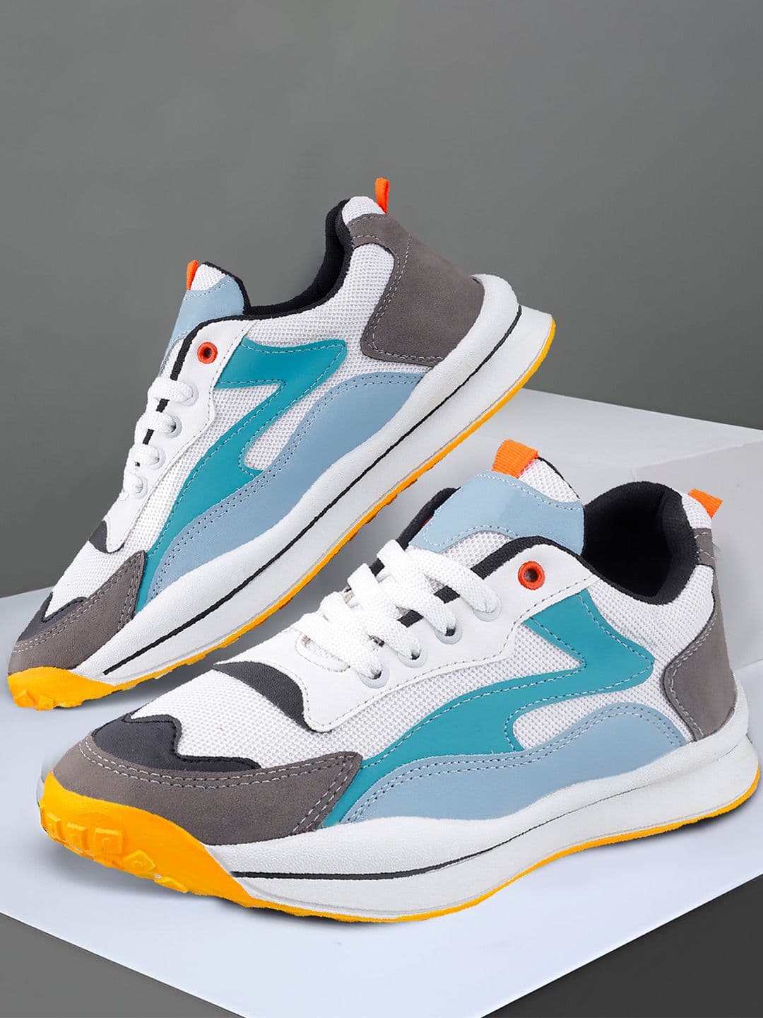 Bxxy Men Mesh Running Non-Marking Shoes - view 1