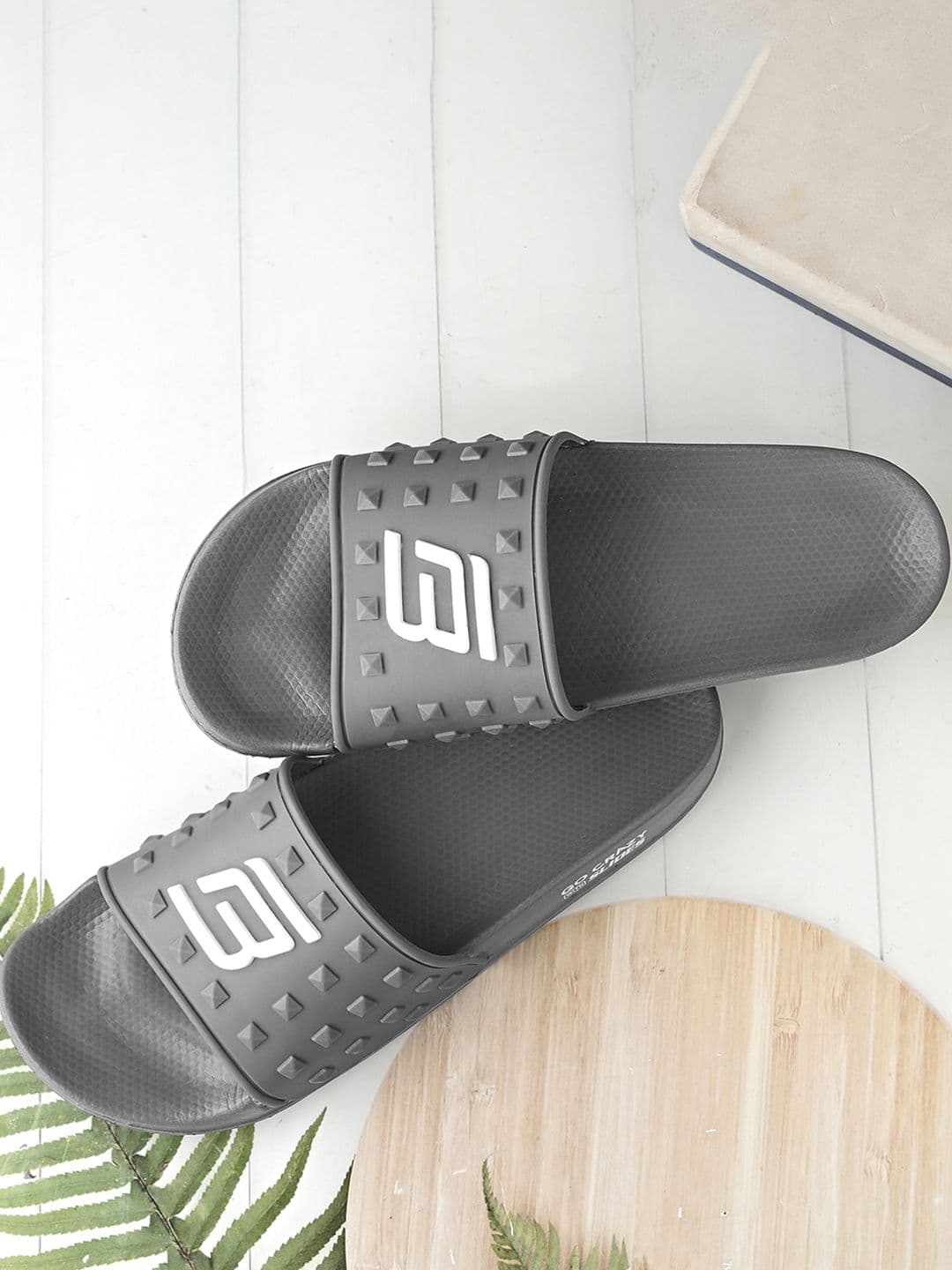 BIRDE Men Printed Sliders - view 1