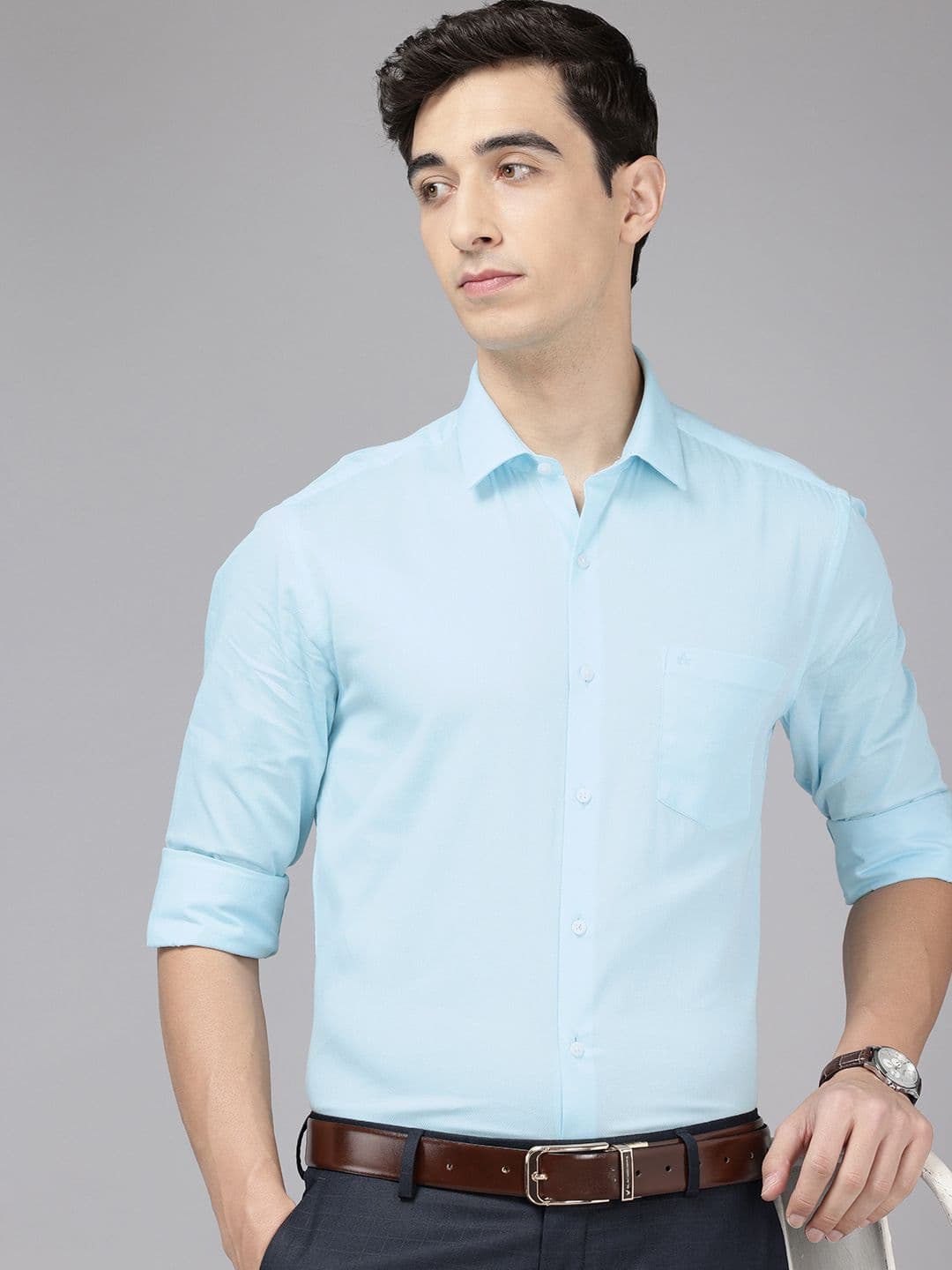 Arrow Manhattan Slim Fit Textured Pure Cotton Formal Shirt