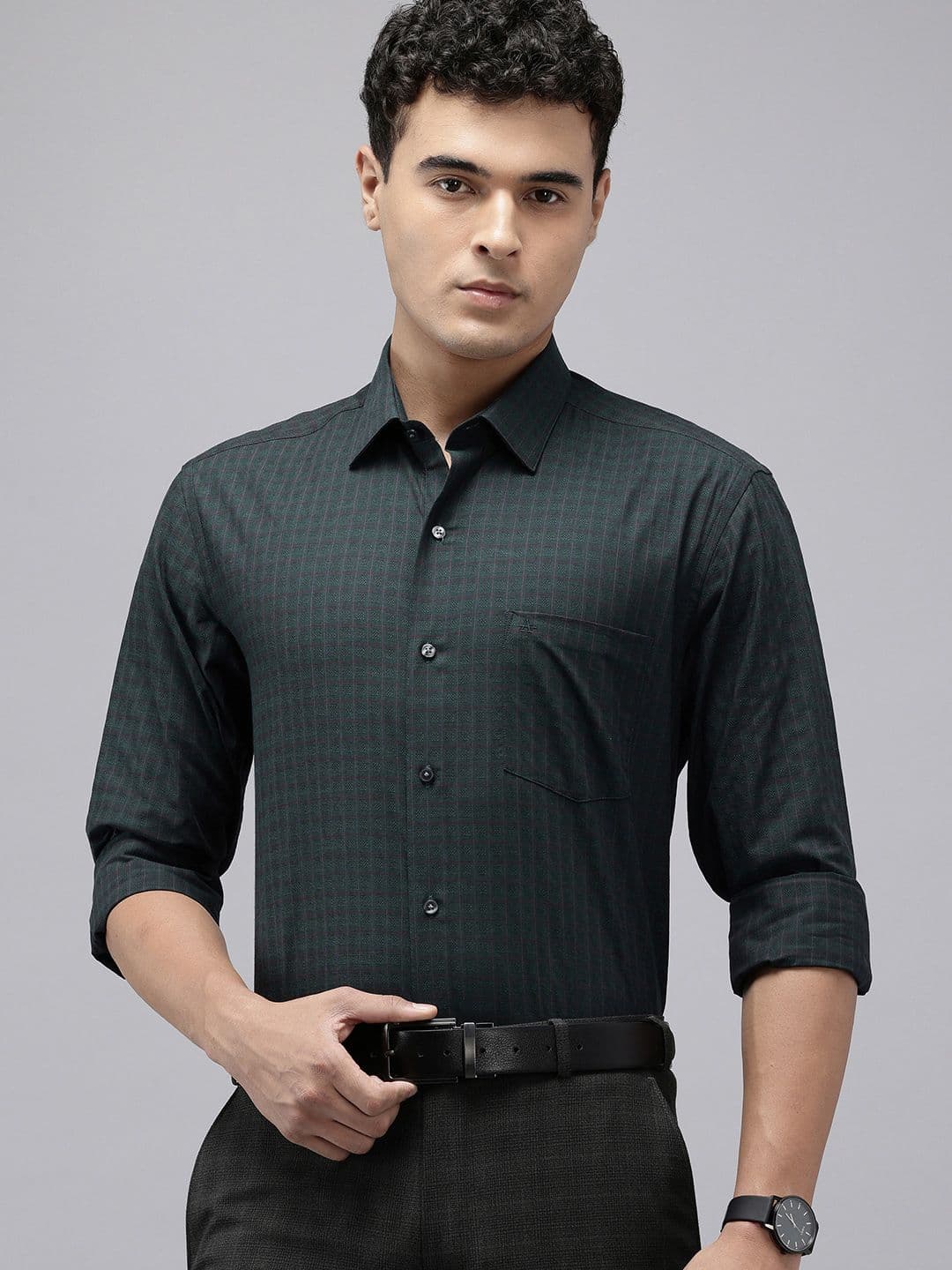 Arrow Pure Cotton Manhattan Slim Fit Checked Formal Shirt