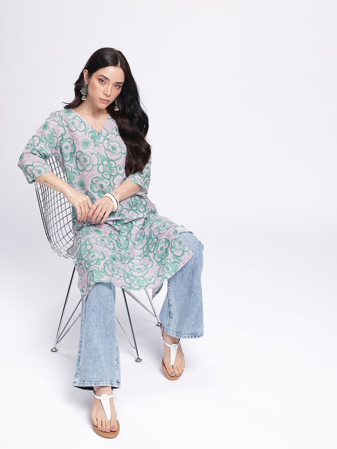 Anouk Rustic Floral Printed V-Neck Straight Kurta - view 1