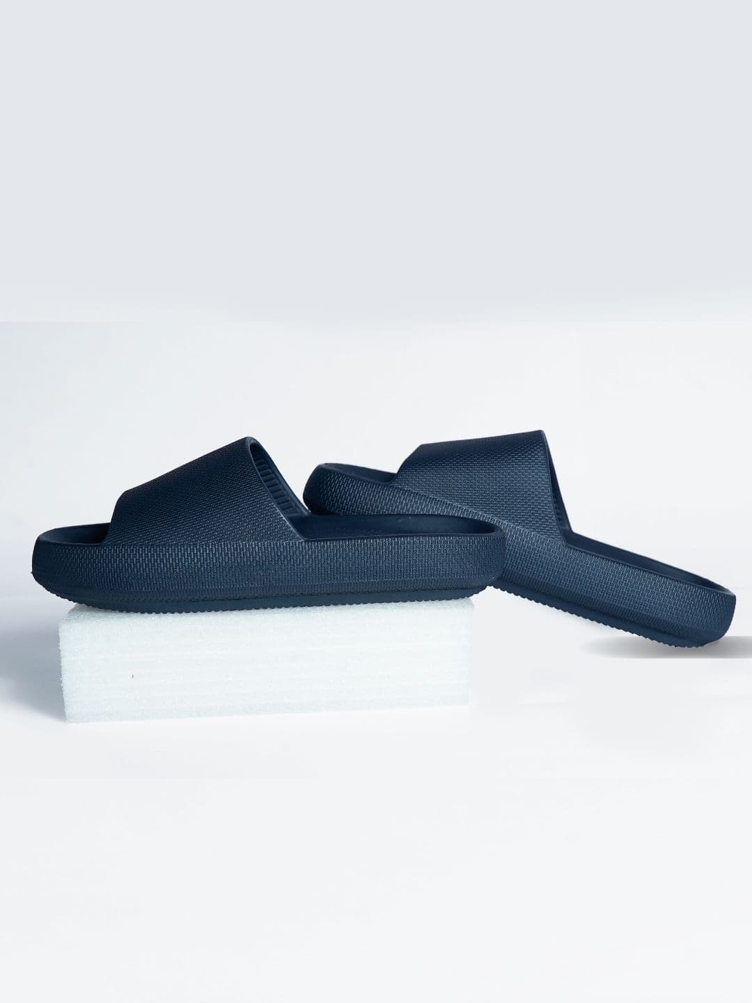 The Roadster Lifestyle Co. Men Textured Sliders Flip Flops - view 1