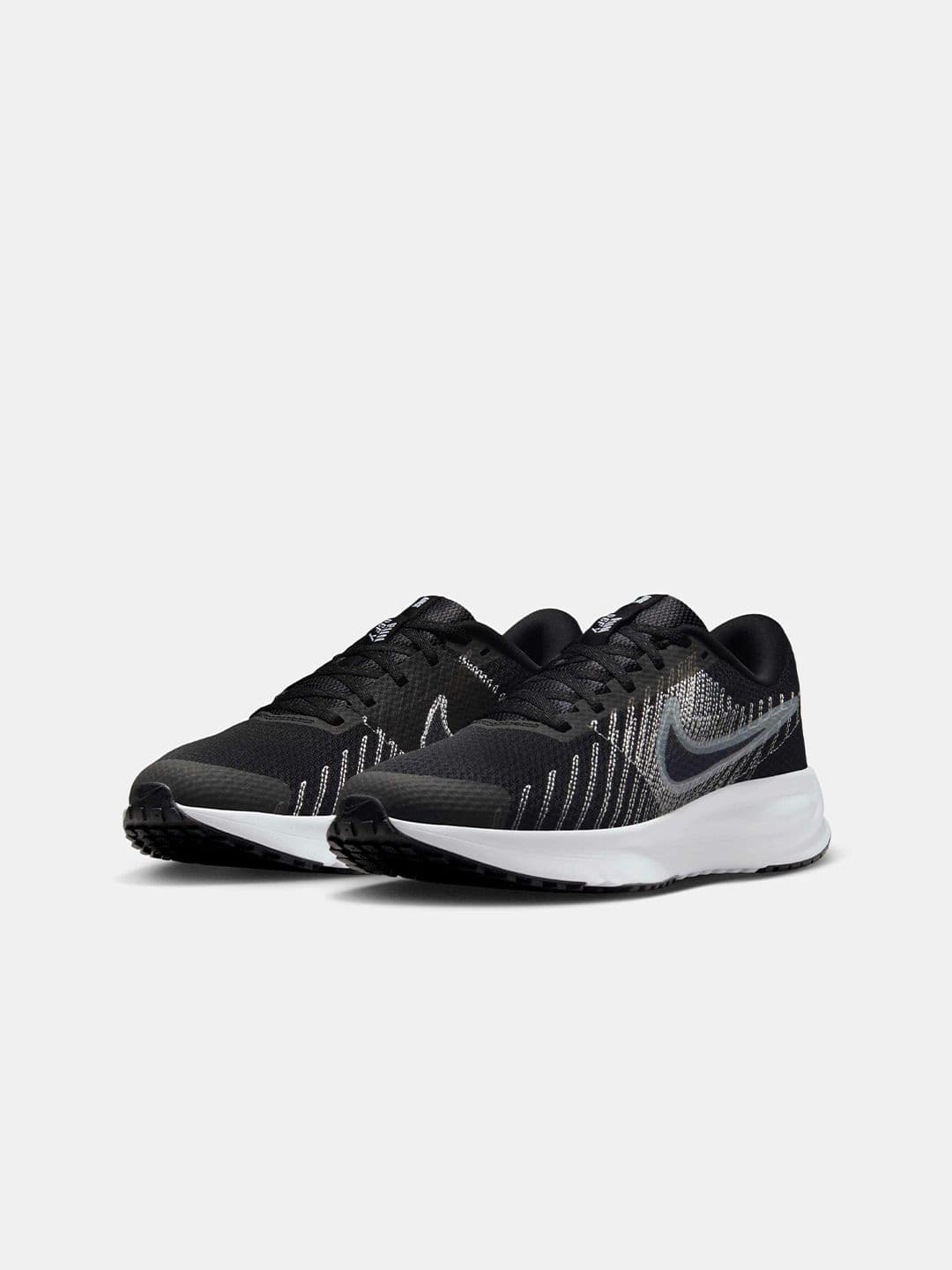 Nike Run Defy Women's Road Running Shoes - view 1