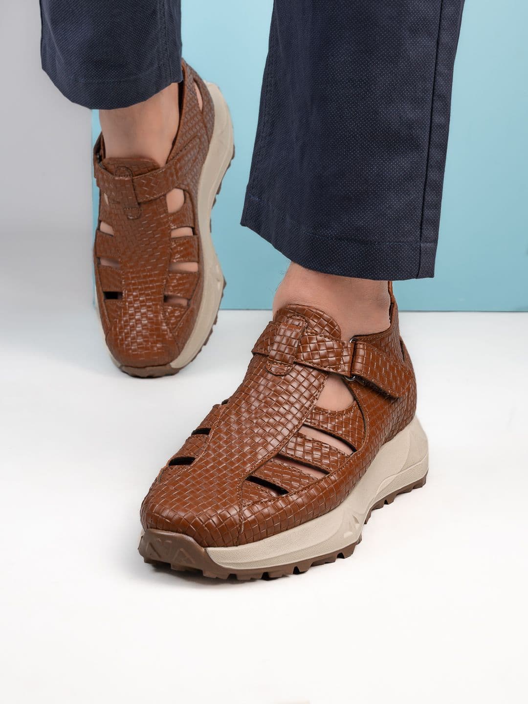 HI Toes Men Textured Slip On Fisherman Elavator Sandals - view 1
