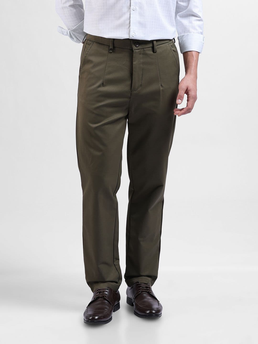 The Indian Garage Co Men Relaxed Tapered Fit Solid Casual Trousers - view 1