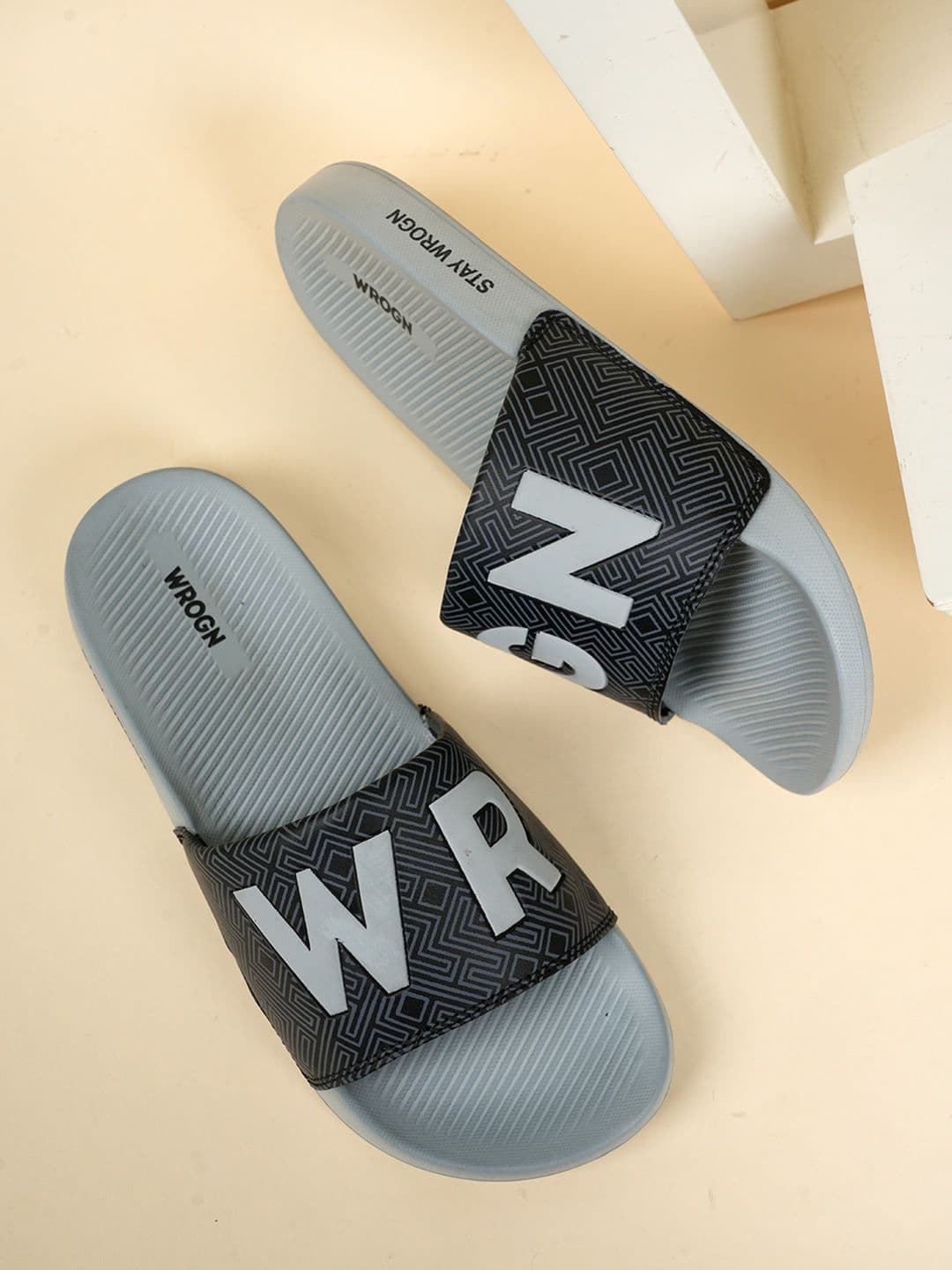 WROGN Men Printed Sliders - view 1