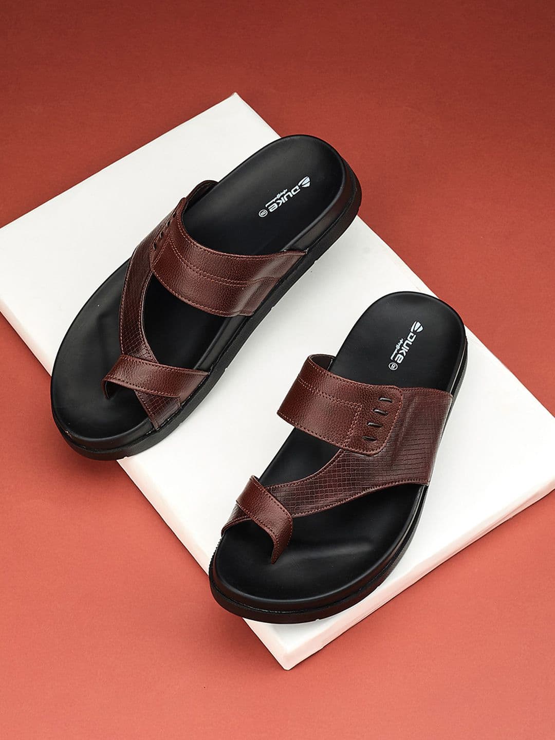 Duke Men CrissWalk Comfort Sandals - view 1