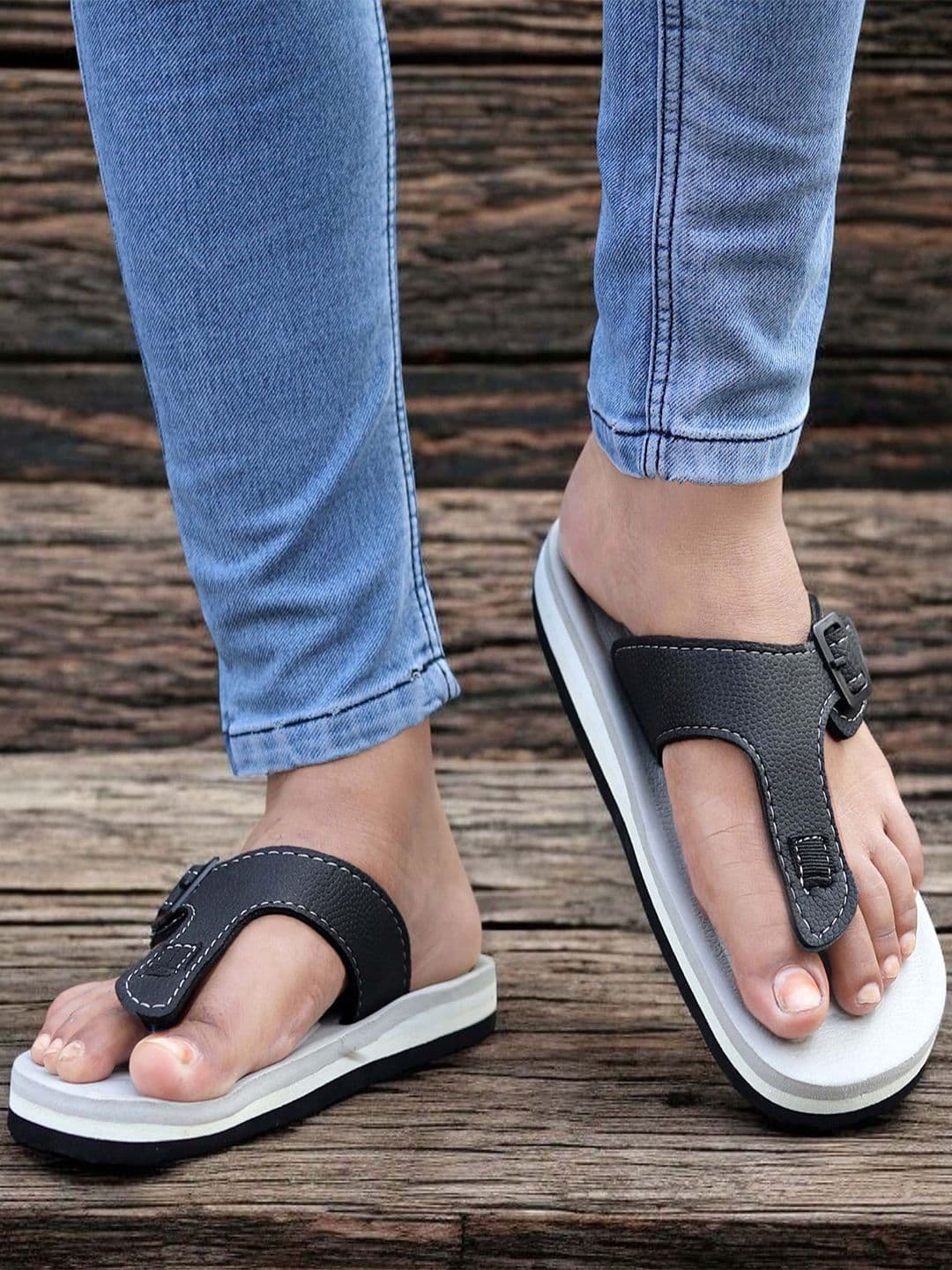 HERE&NOW Men Outdoor Daily Use Flip-Flops - view 1