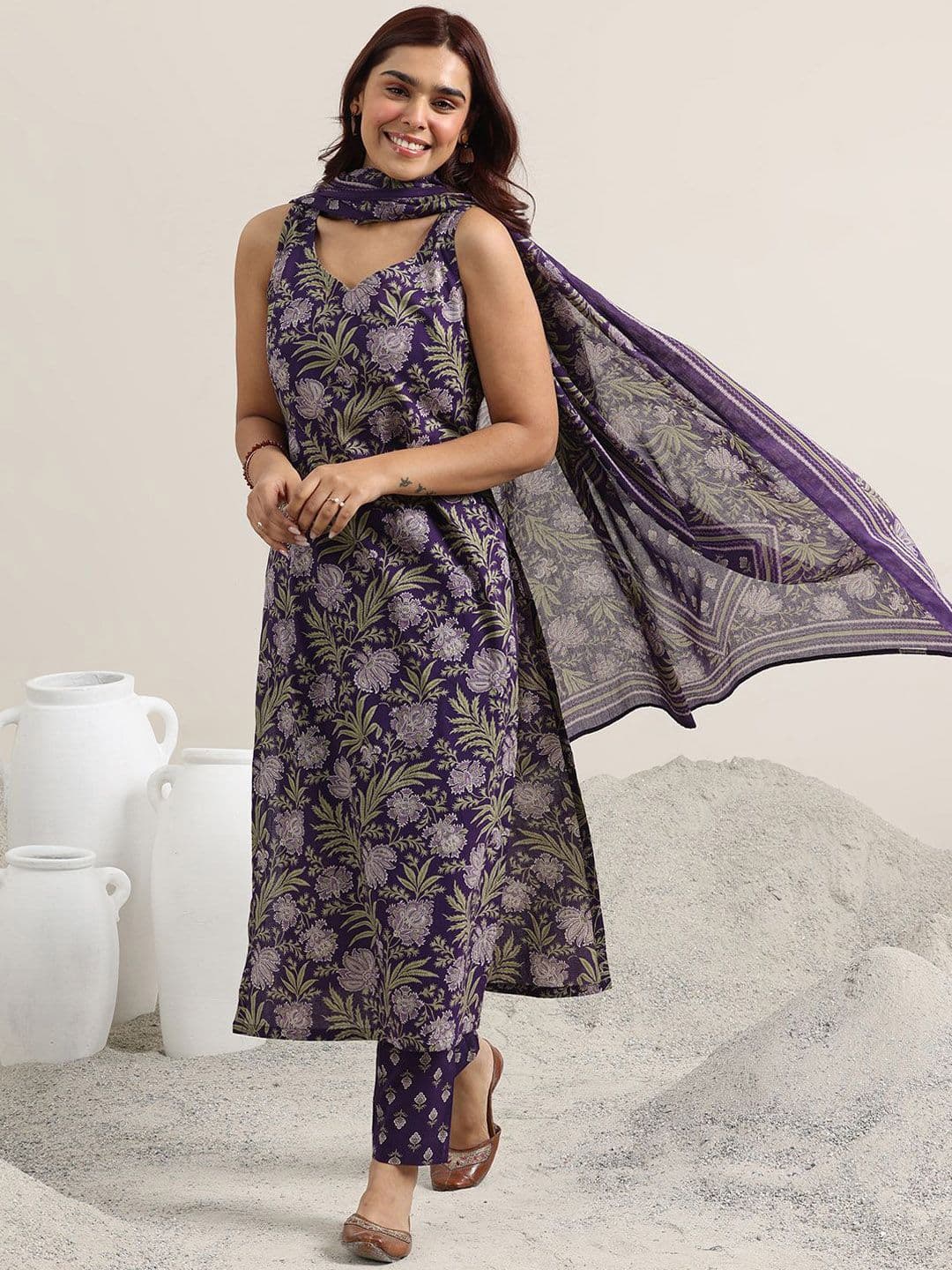 Libas Women Floral Printed Kurta with Trousers & Dupatta - view 1