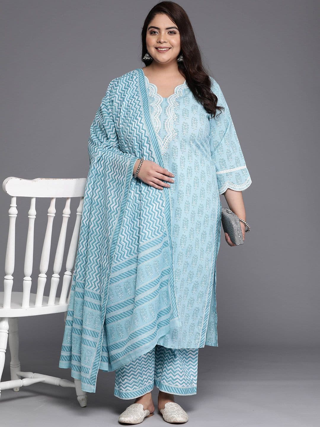 Extra Love By Libas Plus Size Women Floral Printed Regular Kurta & Trousers & Dupatta - view 1