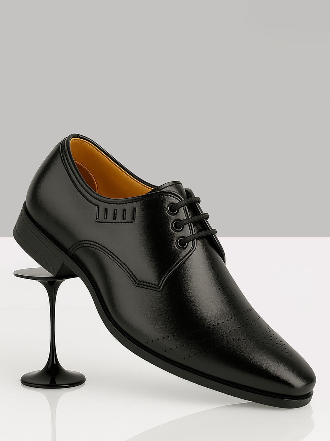 Blue Horse Men Solid Derbys Shoes - view 1