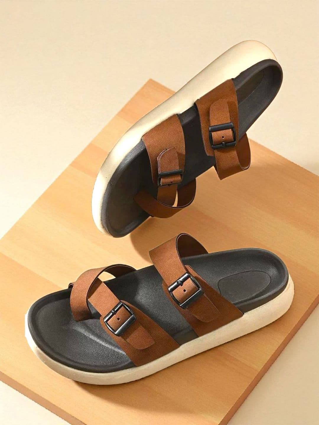Layasa Men Solid Casual Slip-On - view 1