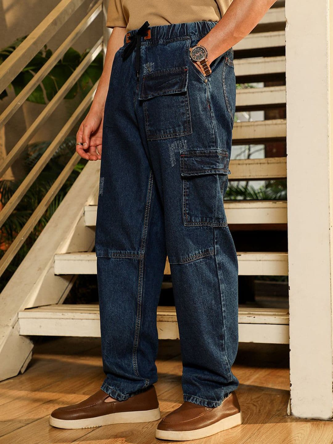 CAHOOT Men Low Distress Comfort Straight Fit Mid-Rise Jeans - view 1