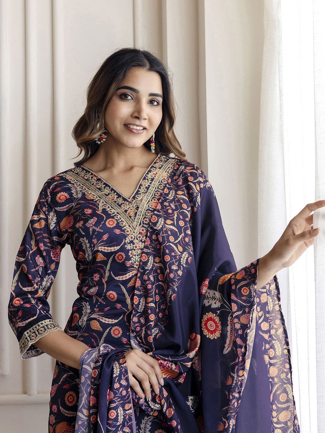 SANISA Women Floral Printed Kurta with Trousers & Dupatta - view 1