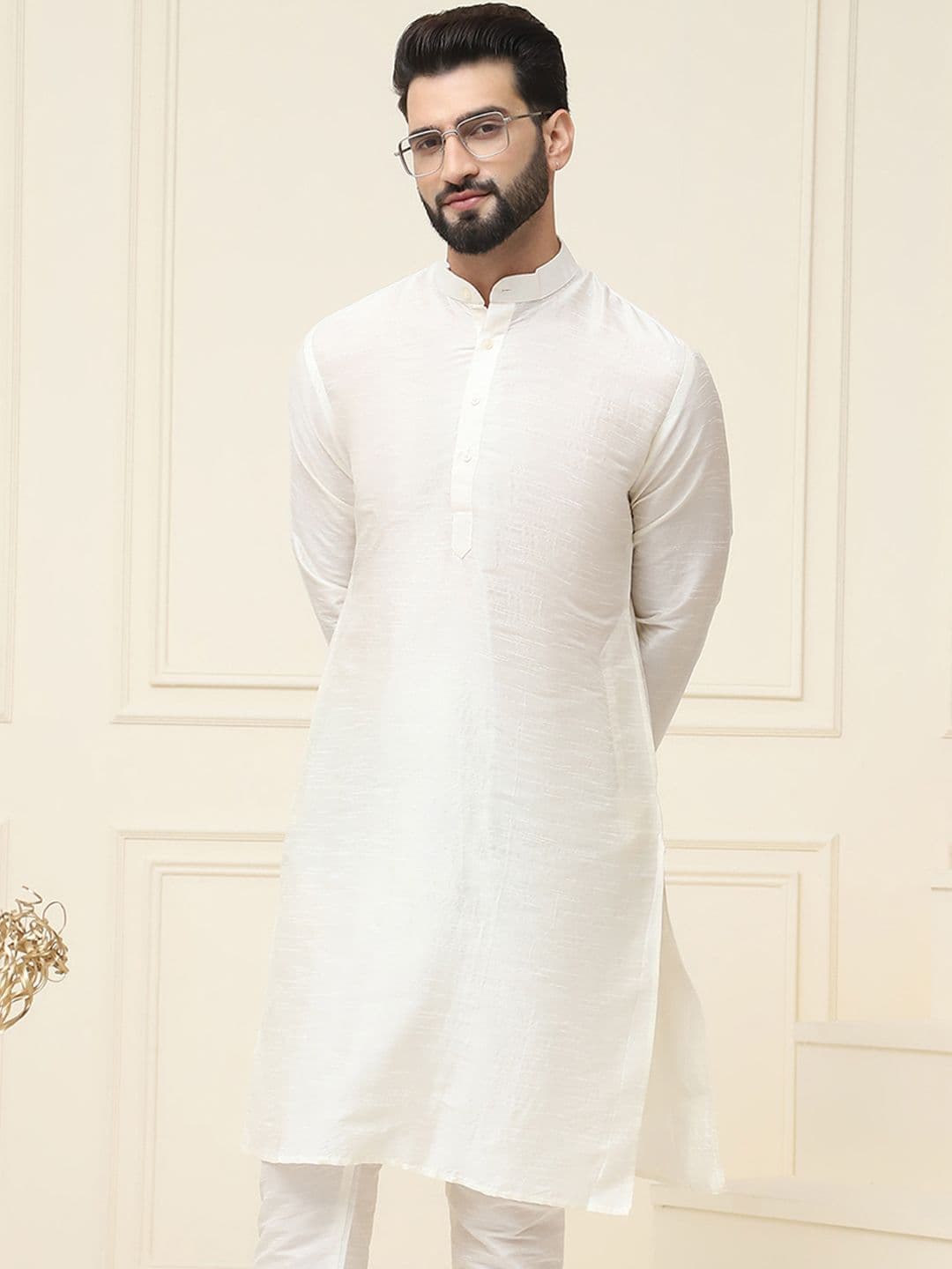 SOJANYA Men Off-White Solid Straight Kurta - view 1