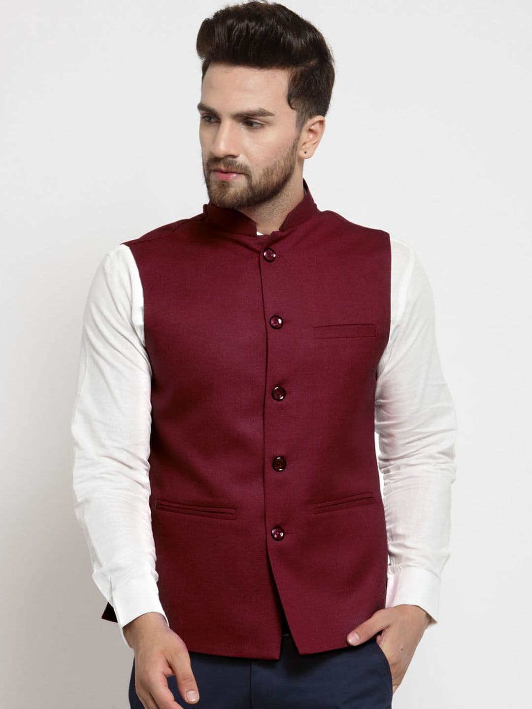 TREEMODA Men Maroon Solid Nehru Jacket - view 1