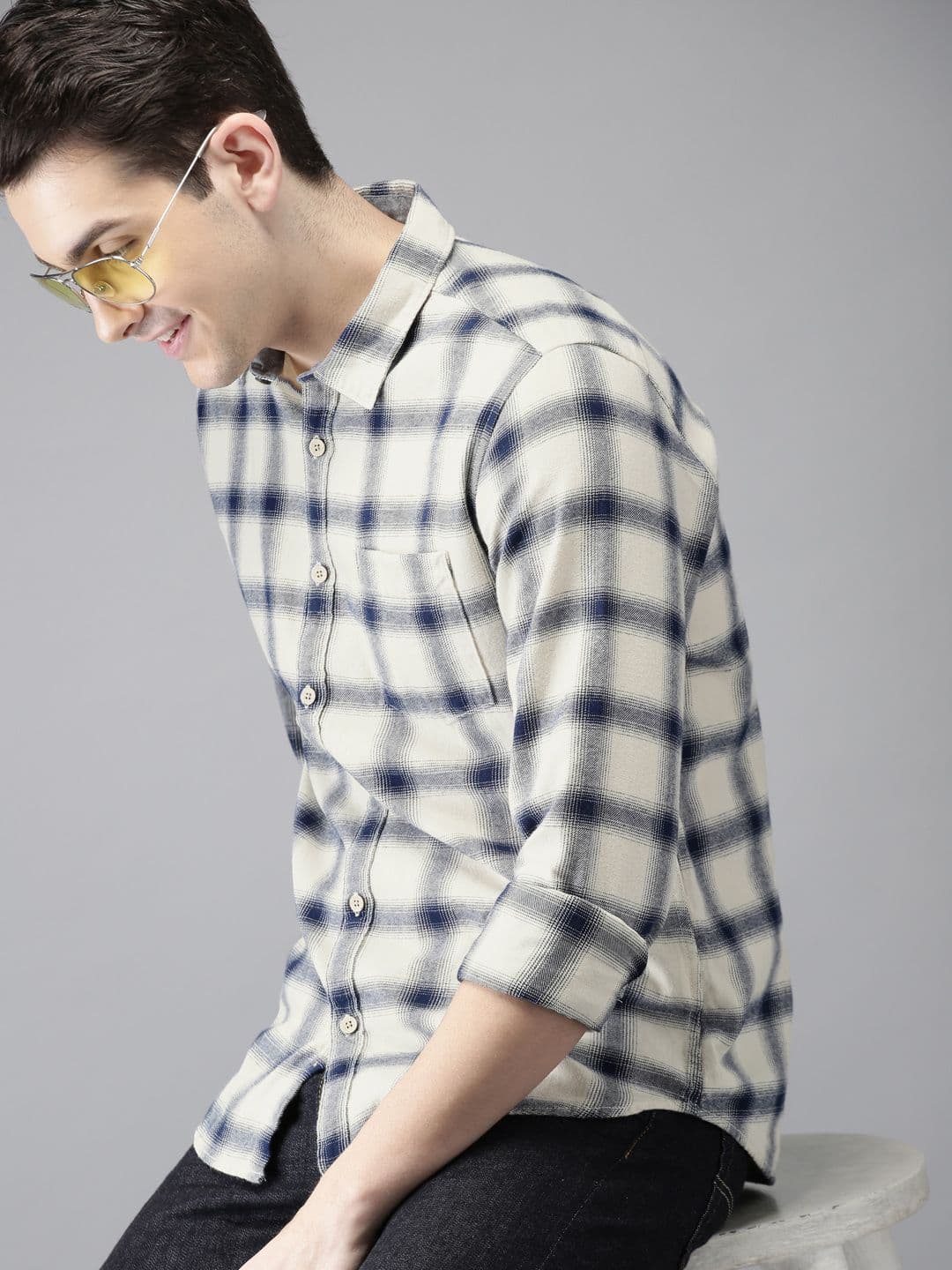 HERE&NOW Men Beige & Navy Blue Regular Fit Checked Casual Shirt - view 1