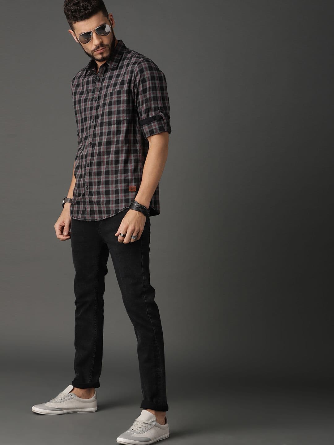 Roadster Men Black & Red Yarn Dyed Checked Casual Shirt - view 1