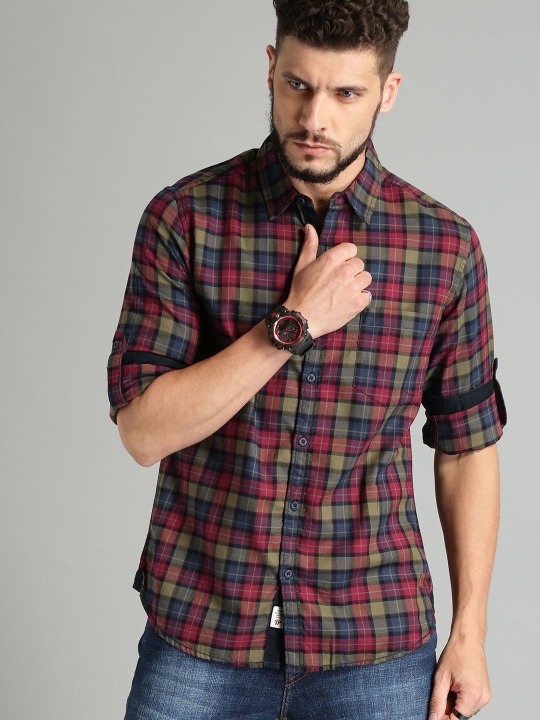 Roadster Men Maroon & Olive Green Regular Fit Checked Casual Shirt - view 1