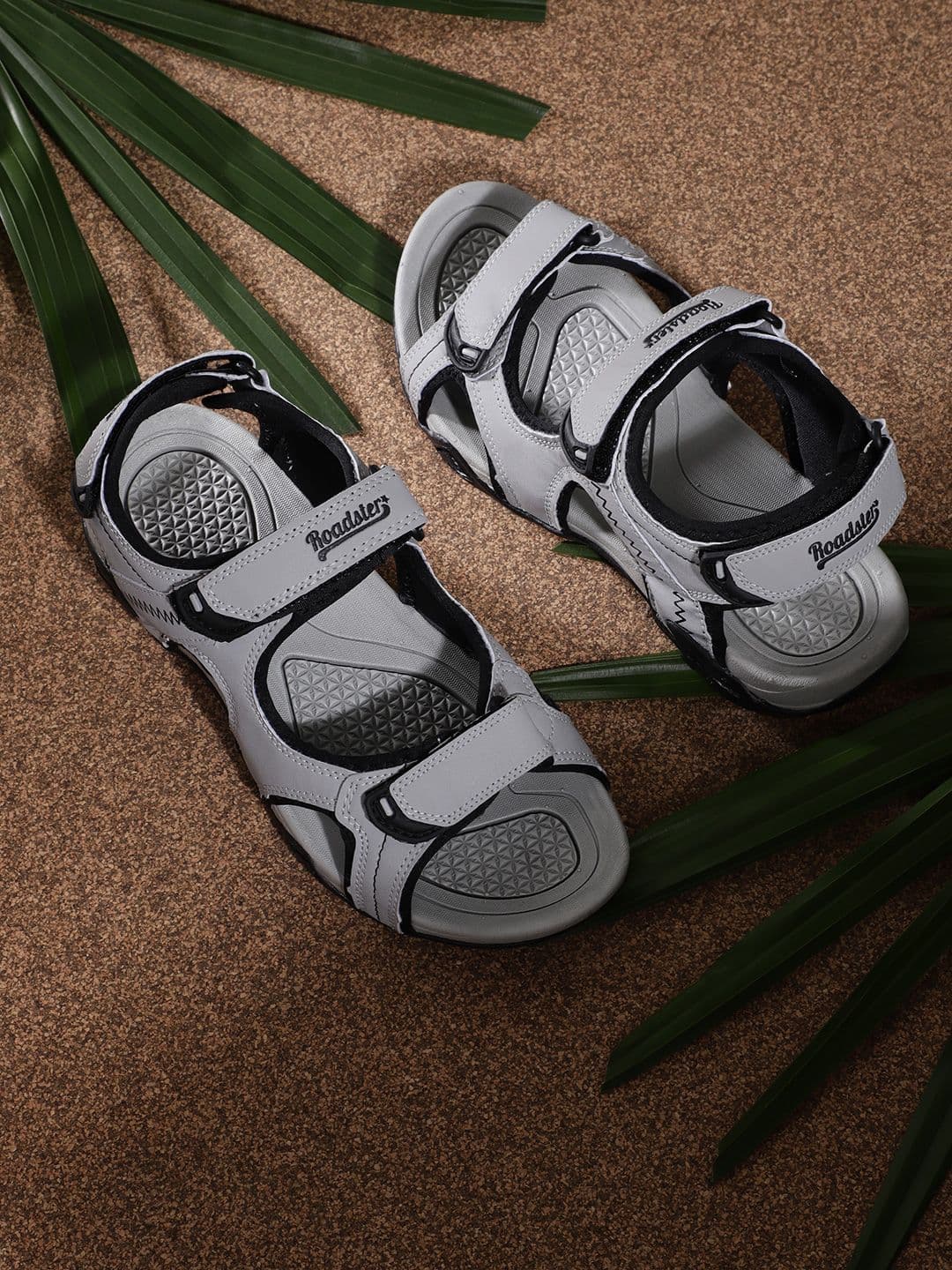 The Roadster Lifestyle Co Men Grey Sandals - view 1