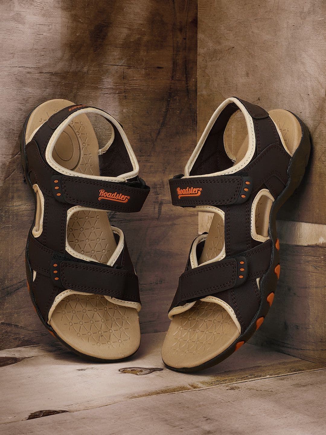 The Roadster Lifestyle Co Men Coffee Brown Sports Sandals - view 1