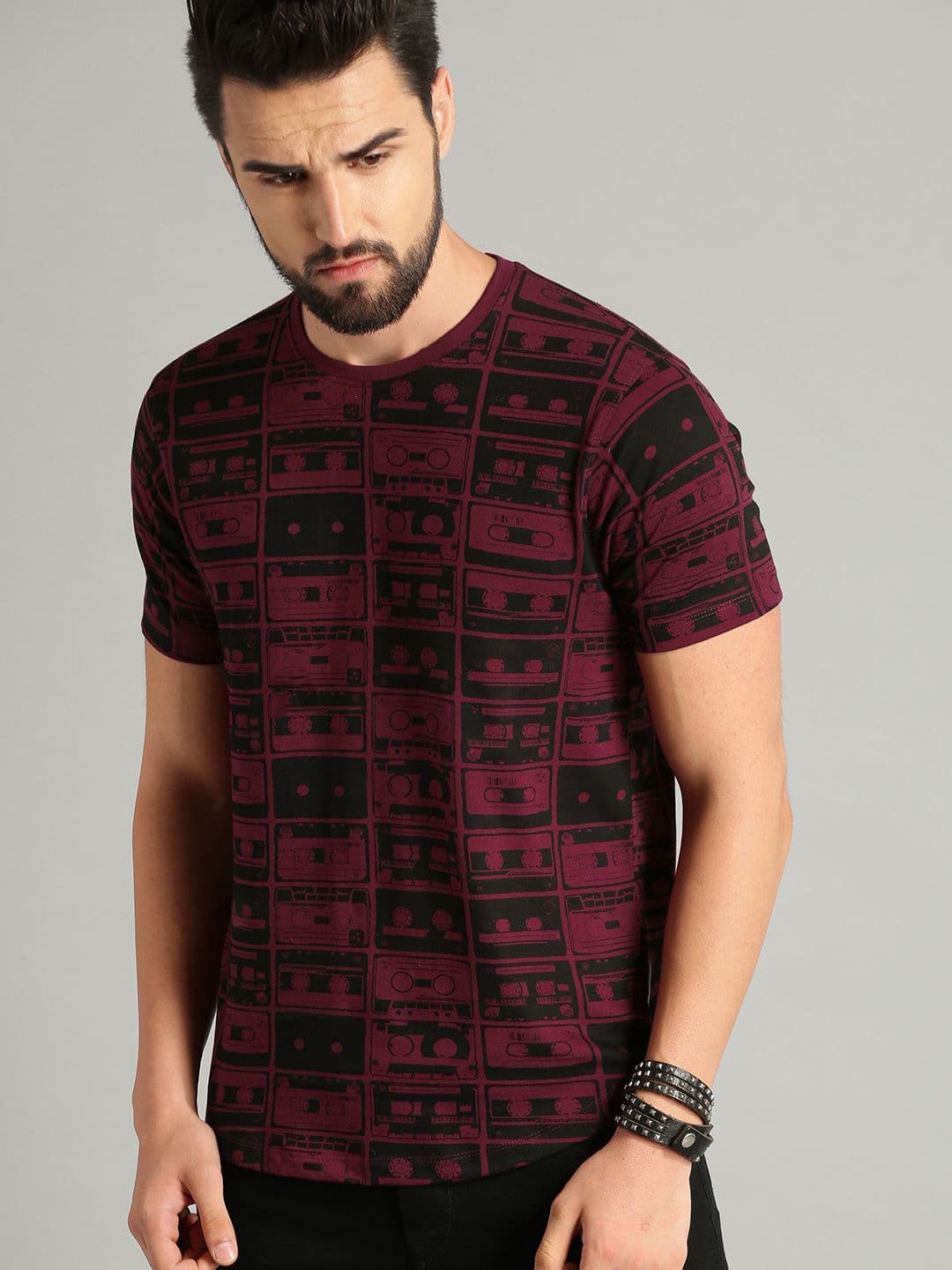 The Roadster Lifestyle Co Men Maroon Black All Over Print Round Neck Pure Cotton T-shirt - view 1
