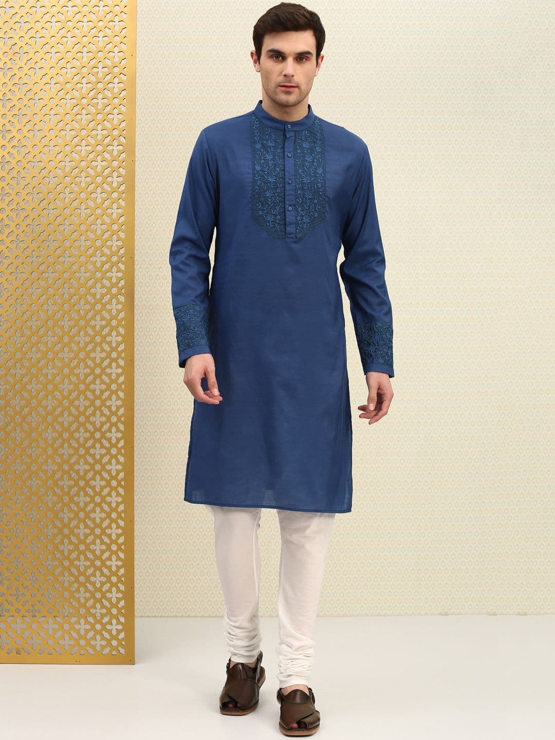 House of Pataudi Men Blue Embroidered Straight Kurta - view 1