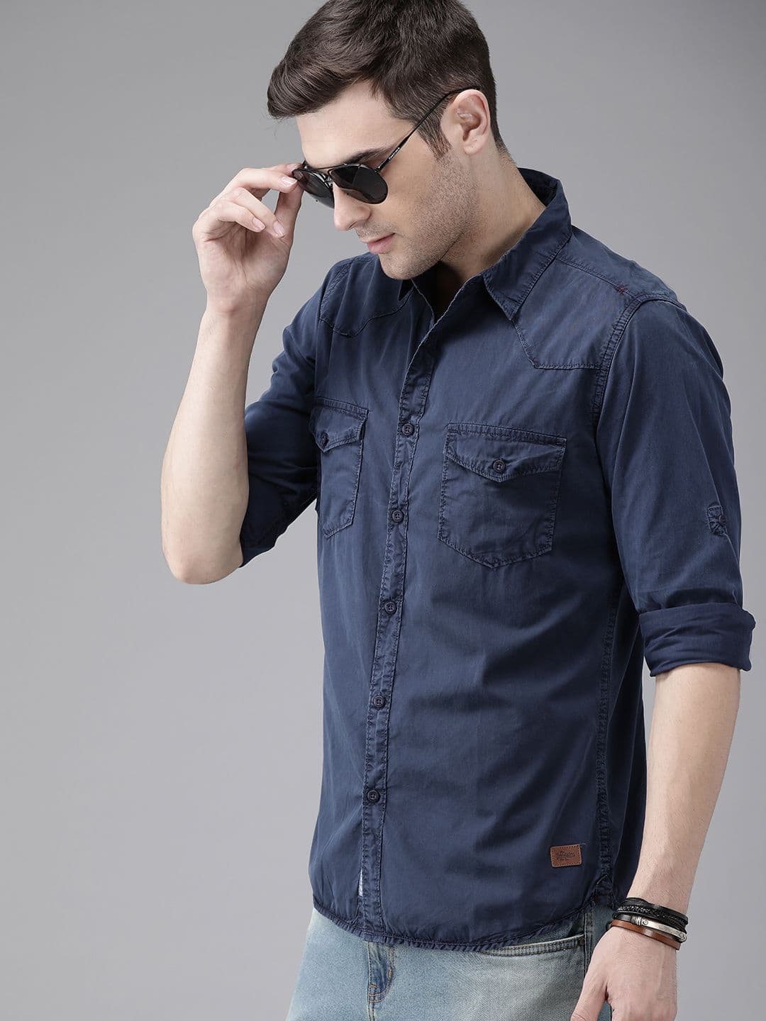 Roadster Men Navy Blue Regular Fit Solid Casual Shirt - view 1