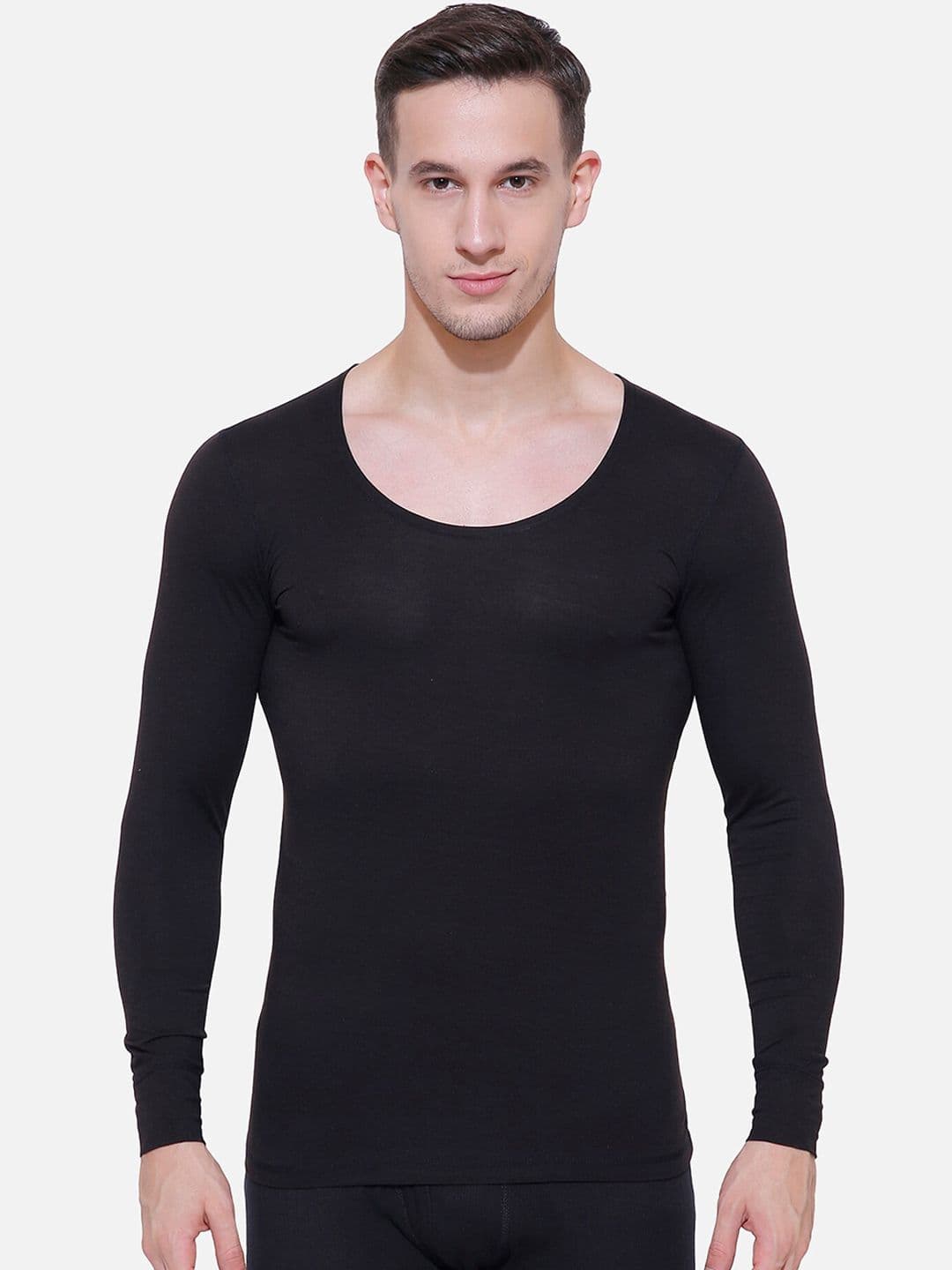 Ayaki Men Black Solid Thermal Top - view 1